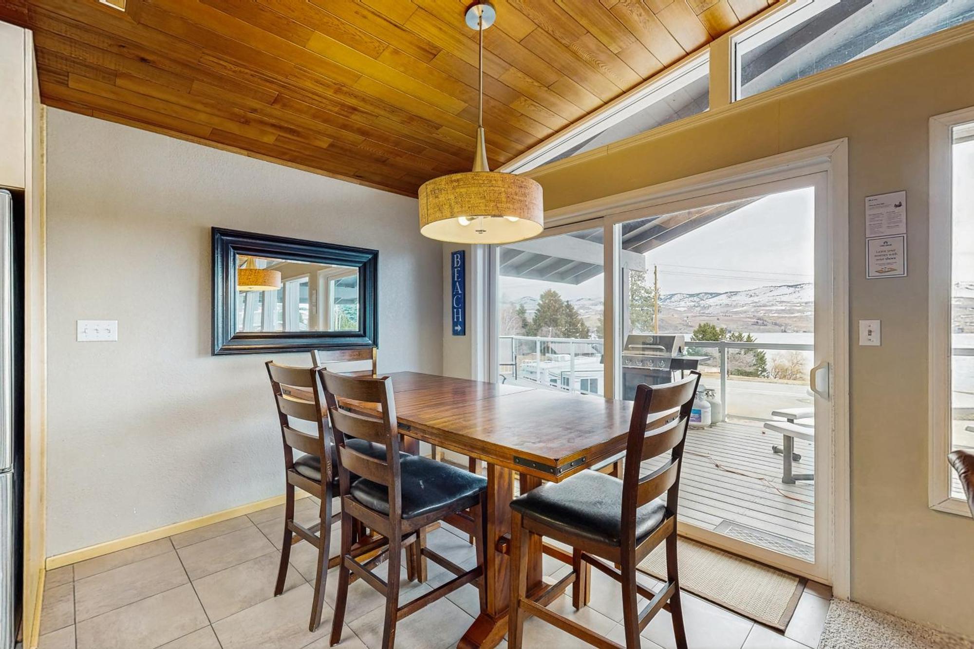 Royal View On Lakeshore Chelan Exterior foto